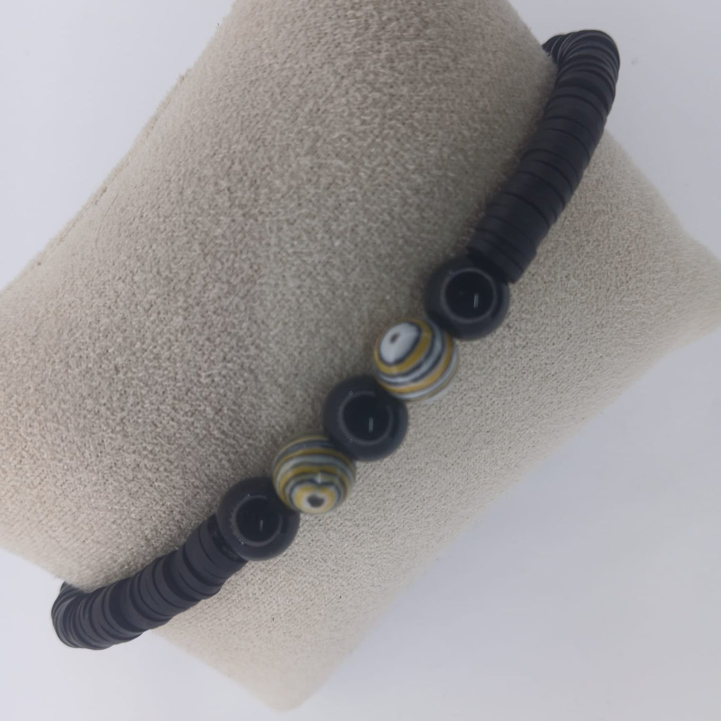 Bulls Eye Yellow Lace Malachite Bracelet for Unique Style - Yellow Lace Malachite Bulls Eye Bracelet