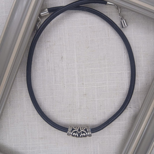 Intertwined Circles Choker | Minimalist Silver Statement Necklace